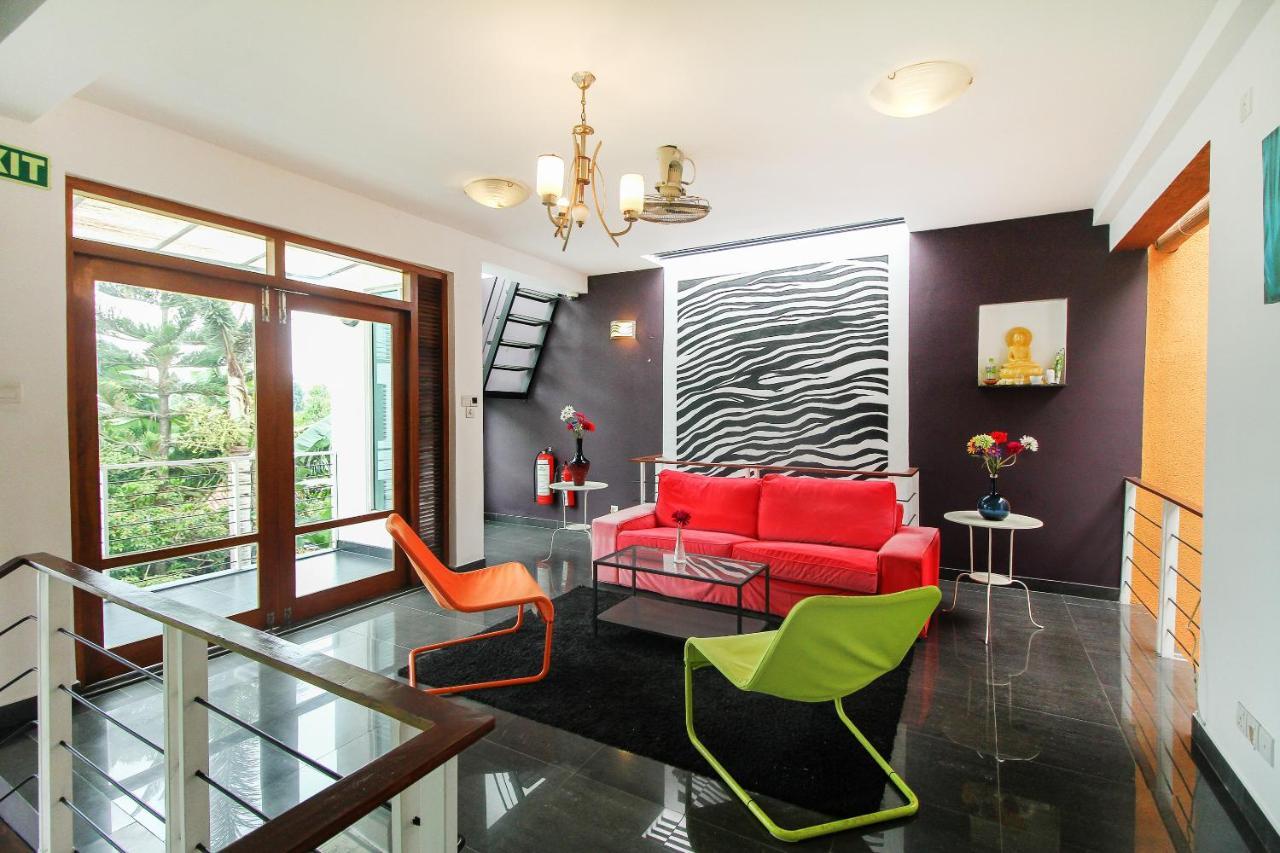 Oyo 437 Amali Residence Нюджгода Екстериор снимка