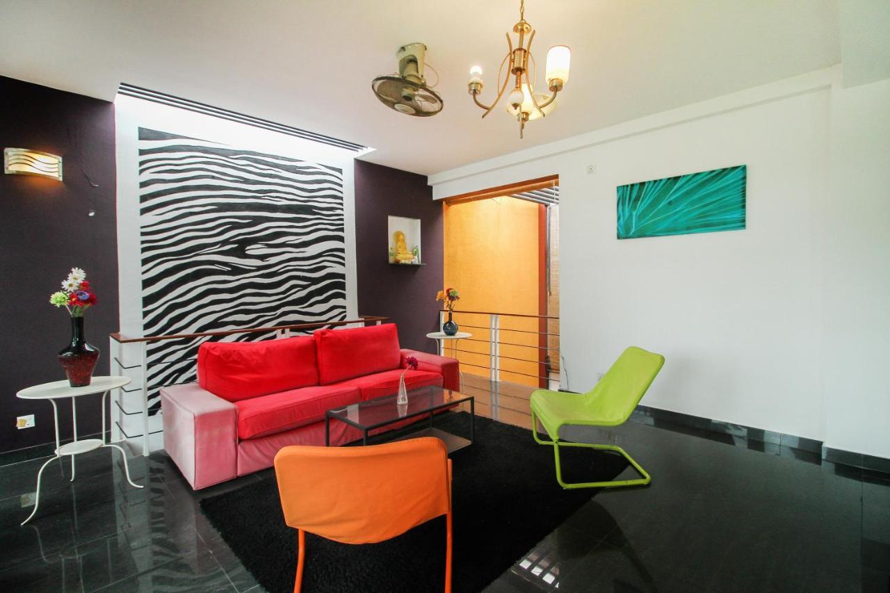 Oyo 437 Amali Residence Нюджгода Екстериор снимка