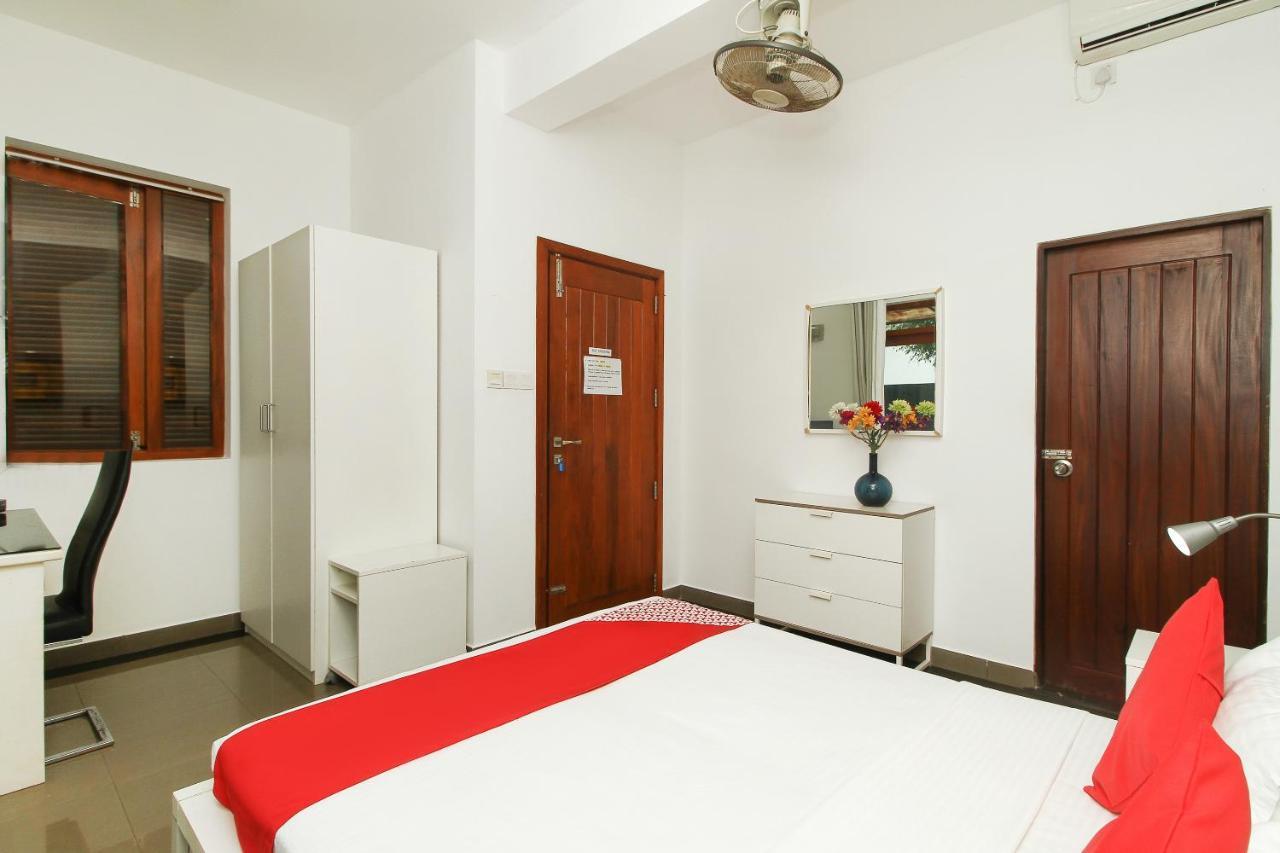 Oyo 437 Amali Residence Нюджгода Екстериор снимка